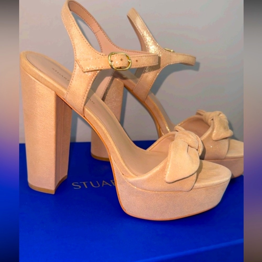 Stuart Weitzman Bandeau platform sandal in beige & gold shimmer